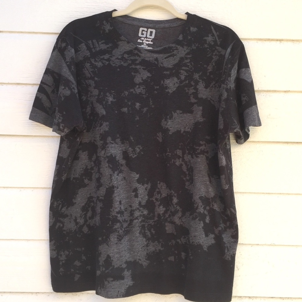 Go jeans | black and gray embellished tee shirt XL